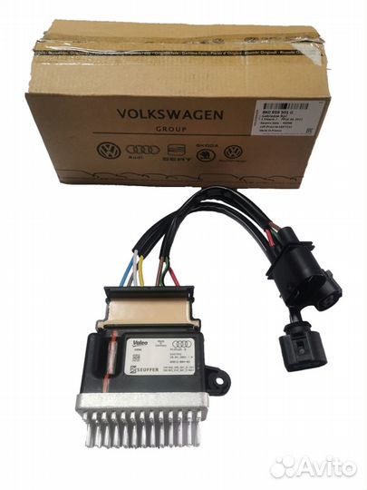 Блок вентилятора Audi Porsche арт. 8K0959501G