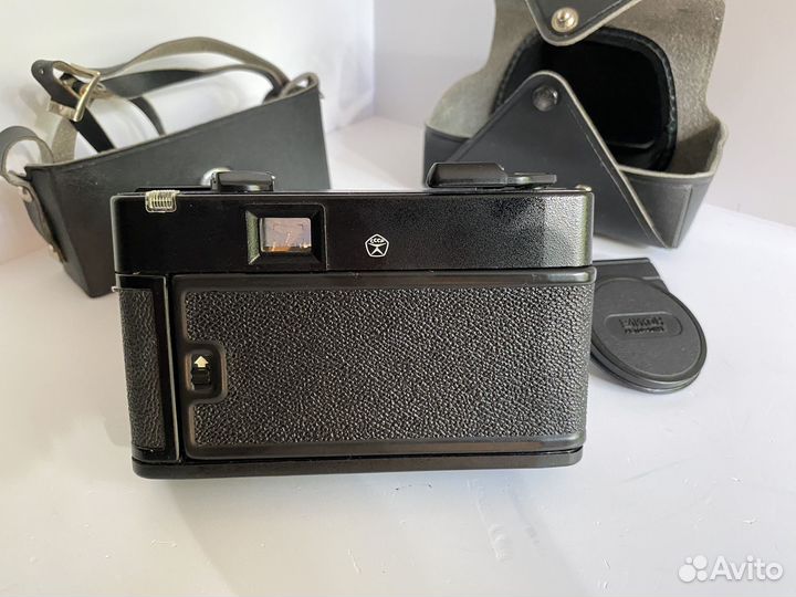 Плёночный фотоаппарат СССР Эликон Автофокус