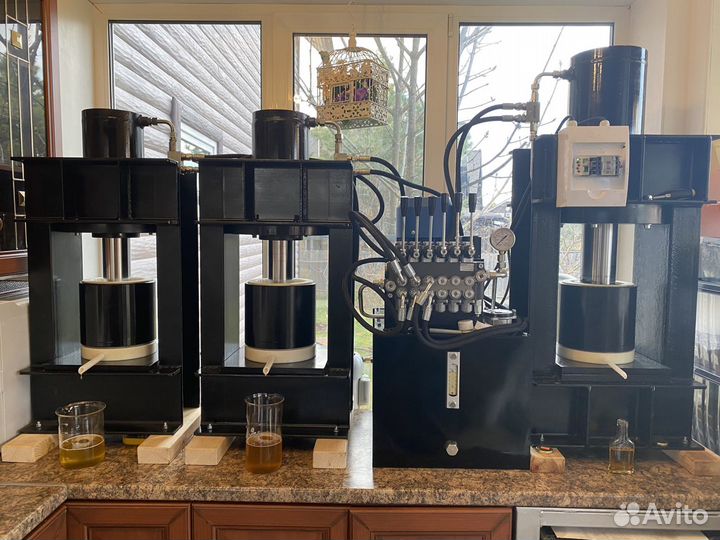 Продаётся свежее масло холодного отжима