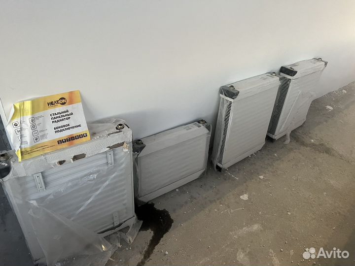 Панельные радиаторы в упаковке новые,продам