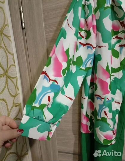 Костюм женский