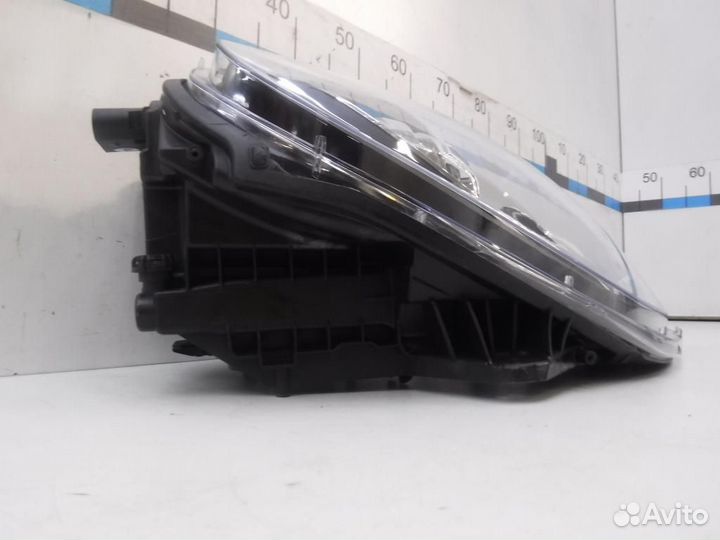 Фара правая Porsche Macan