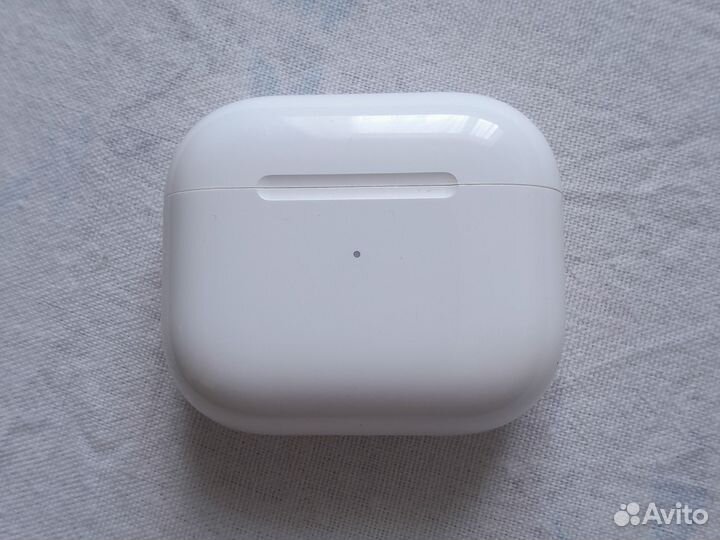 Беспроводные наушники apple airpods