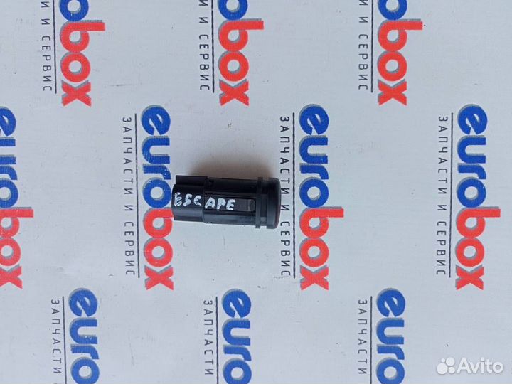 Кнопка аварийной сигнализации Ford Escape 2001-20