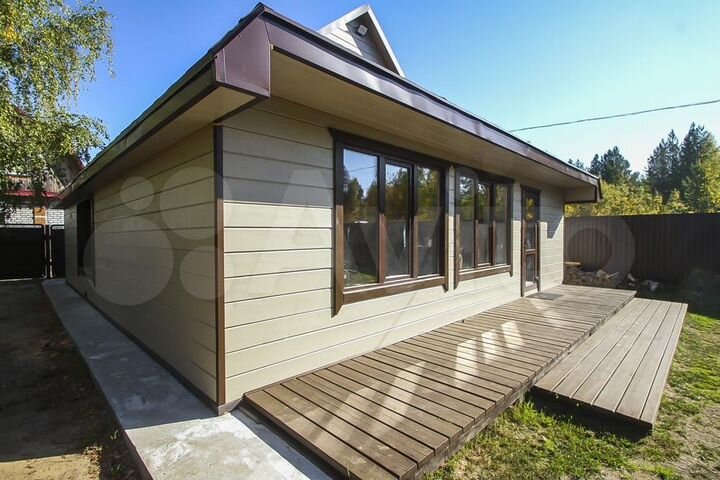 Дом 140 м² на участке 6 сот.