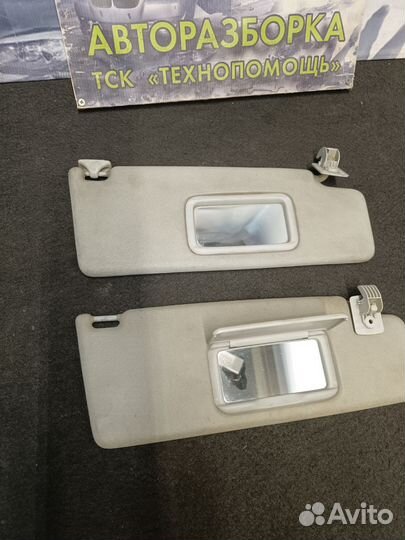 Козырек солнцезащитный пассажирский VW Golf 3