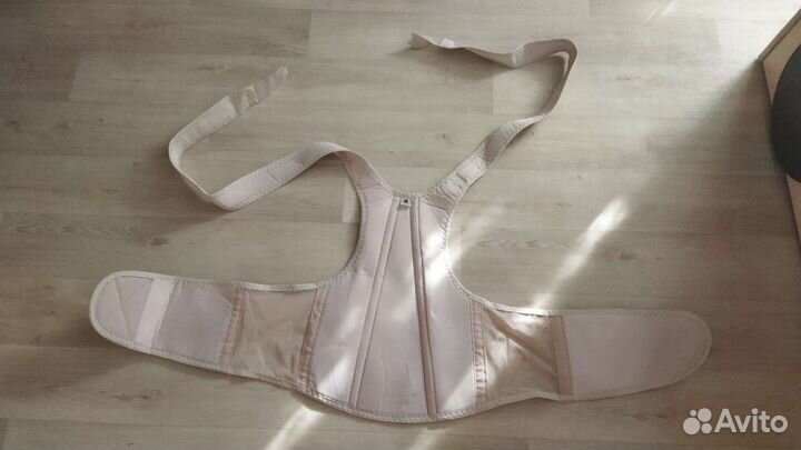 Корректор осанки ортопедический.Тривес