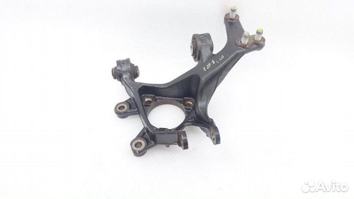 Кулак поворотный задний правый Kia K5 DL3 G4NA