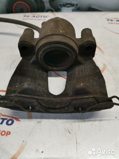 Суппорт тормозной передний левый Ford Kuga 1 2.0