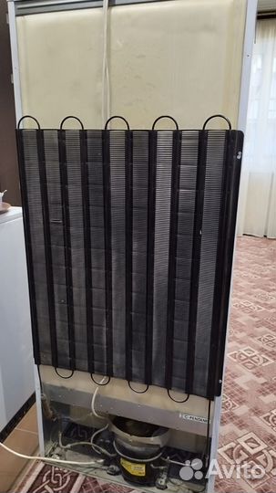 Холодильник Indesit ST145.028
