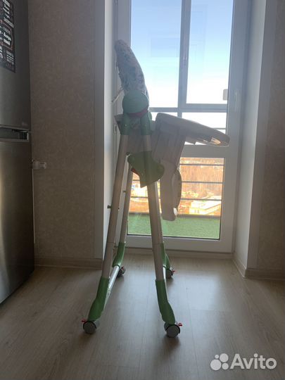 Стульчик для кормления babyton