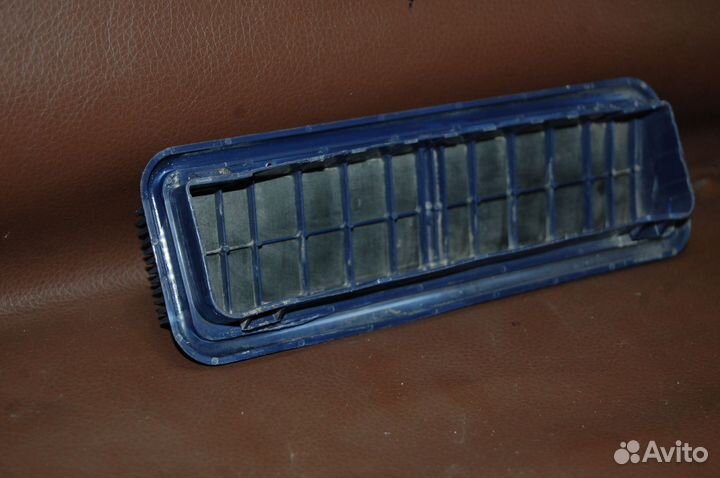 Решетка вентиляционная задняя - Skoda Yeti