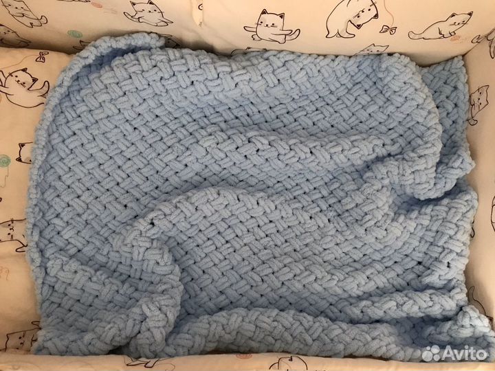 Плюшевый вязаный плед ручной работы новый