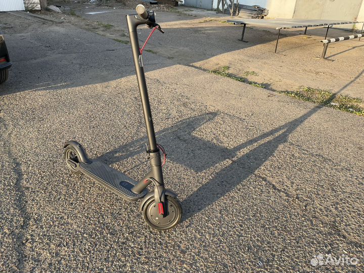 Электросамокат Xiaomi Mijia Electric Scooter M365