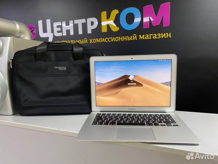 Ноутбук Apple MacBook Air i5/8 гб+SSD 128 гб+сумка