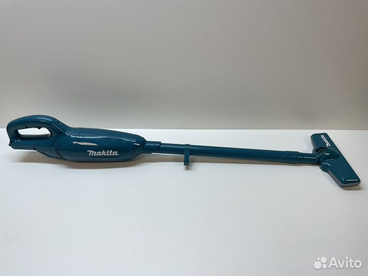 Аккумуляторный пылесос Makita CL106FDZ