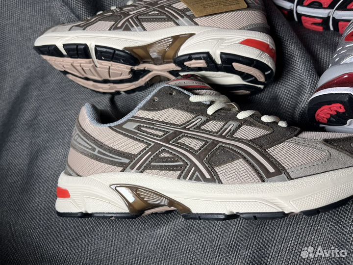 Кроссовки asics все модели