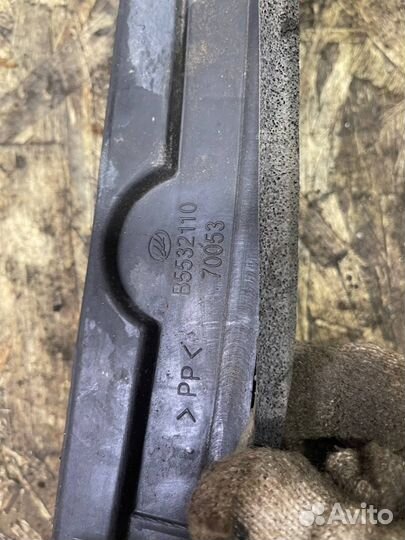 Пыльник пластик крыла переднего Solano 620