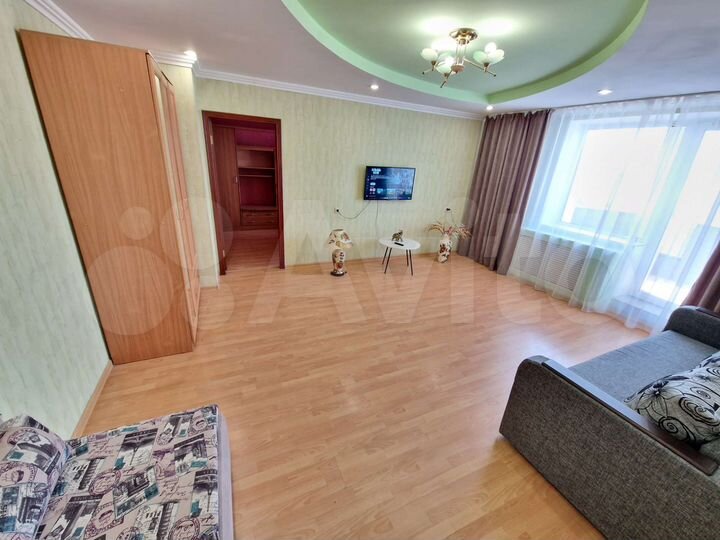 2-к. квартира, 60 м², 6/15 эт.