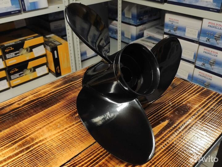 Гребной винт 150-300 л.с.; 3х16х18-1/2 R