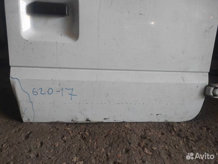 Дверь багажника правая Ford Transit FY 2.0L