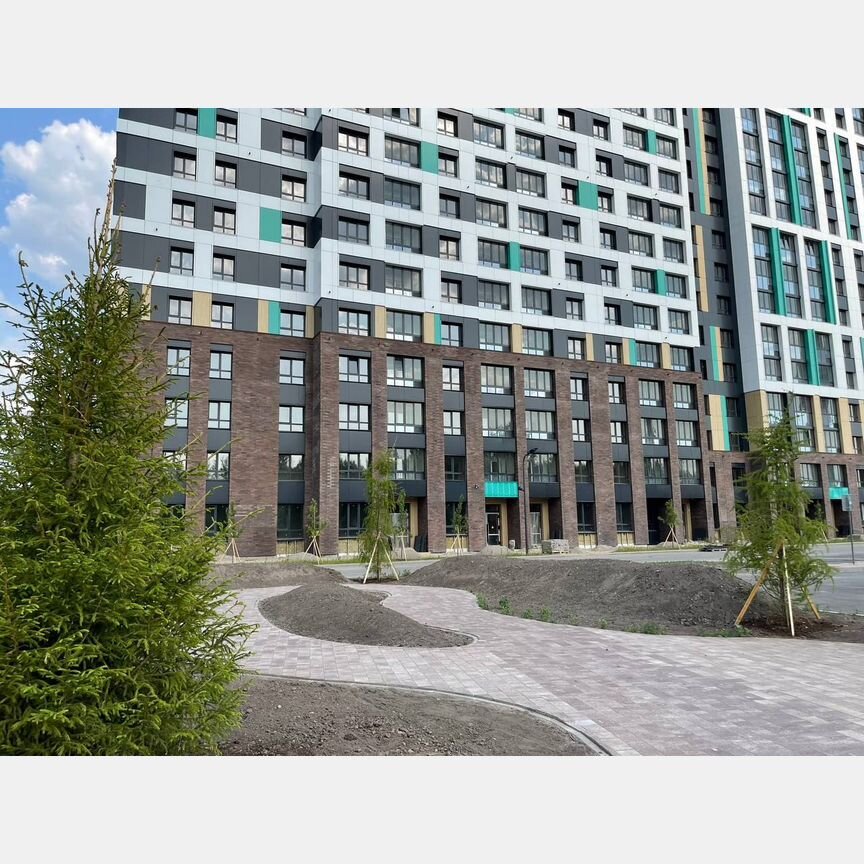 2-к. квартира, 65,1 м², 8/17 эт.
