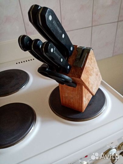 Набор ножей в подставке бу