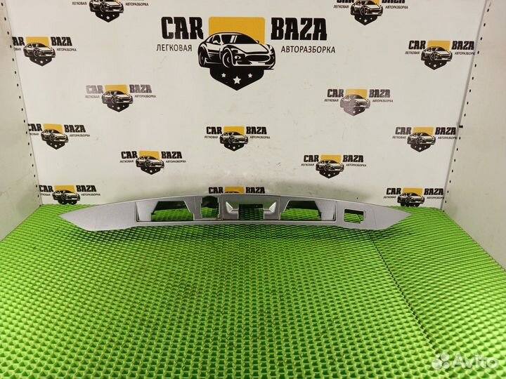 Накладка крышки багажника Mazda CX-5