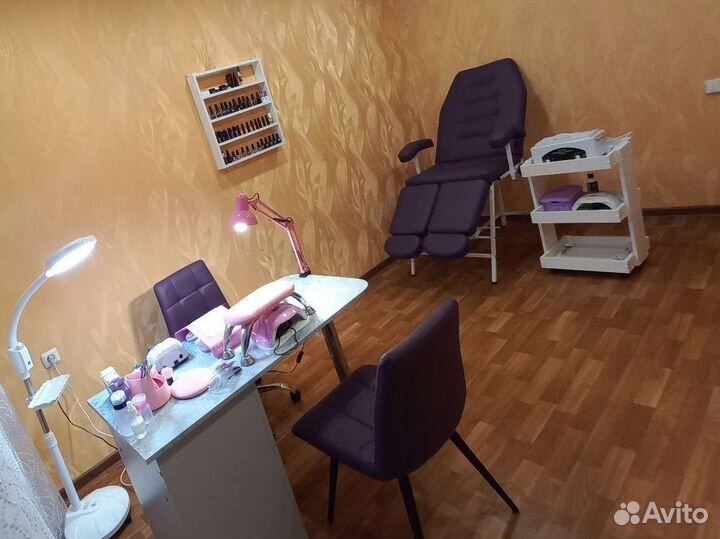 Маникюр с покрытием гель лак,наращивание ногтей