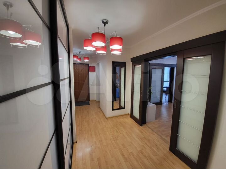 3-к. квартира, 88 м², 10/23 эт.