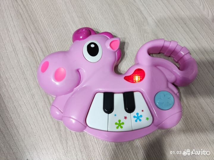 Игрушка бегемот музыкальная лошадка 0+ развивающие