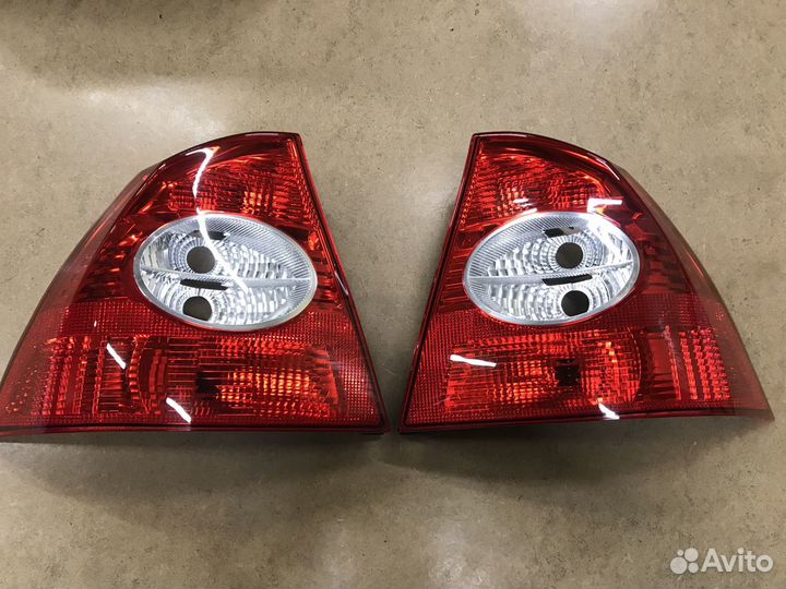 Задние фонари Ford Focus 2 Седан