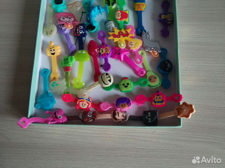 Игрушки с магазинов