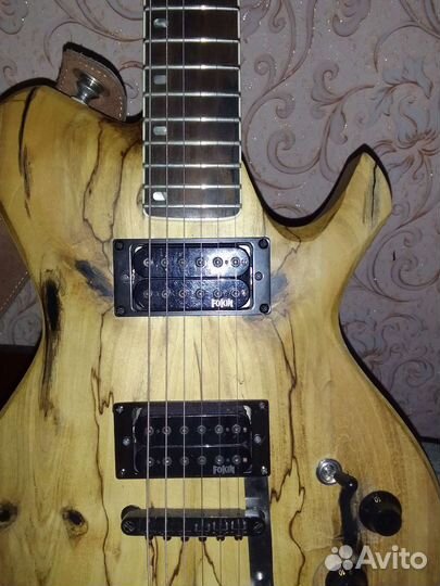 Электрогитара