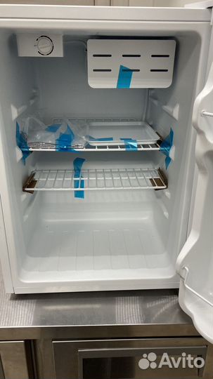 Холодильник новый