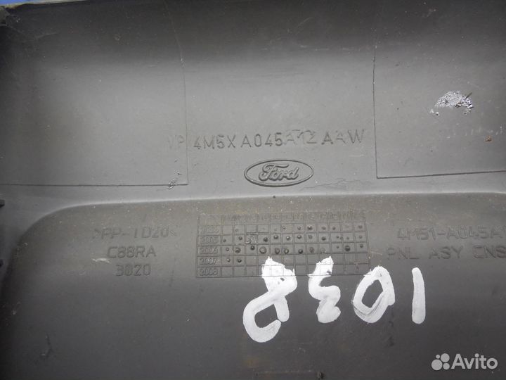 Накладка (кузов внутри) Focus II 2005-2008