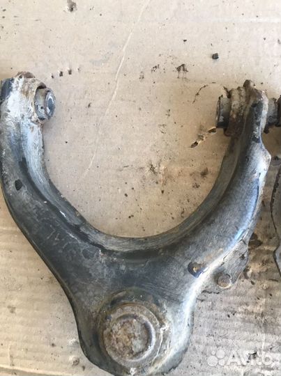 Рычаг передний верхний Хонда Аккорд 6(1117)