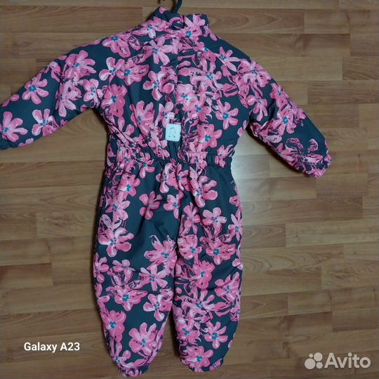 Зимний комбинезон для девочки