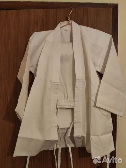 Кимоно на рост 170 см. (46-48 размер)