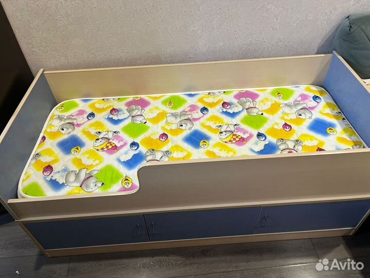 Детская кровать от 3 лет с матрасом бу