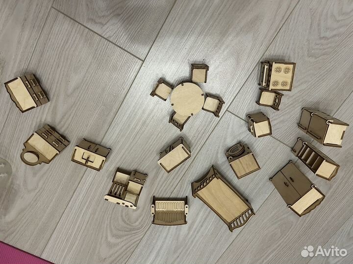 Набор деревянной мебели для кукол