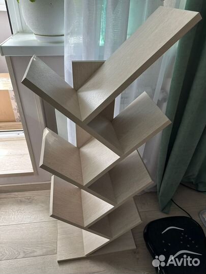 Книжная полка