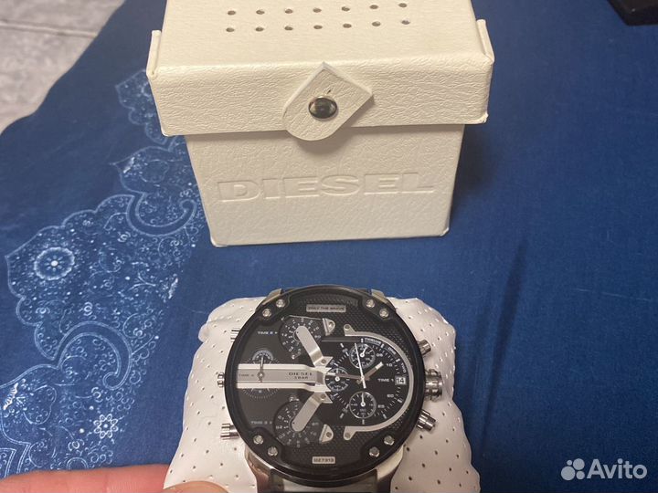 Часы diesel