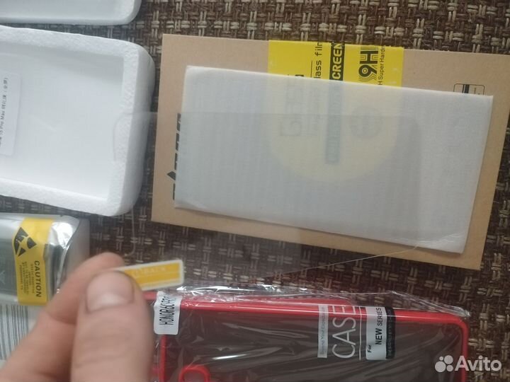 Чехлы защитные стекло и аккумуляторы