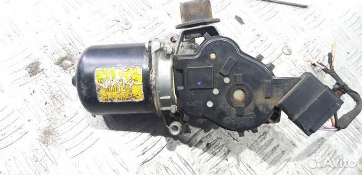 Моторчик стеклоочистителя передний Megane 3