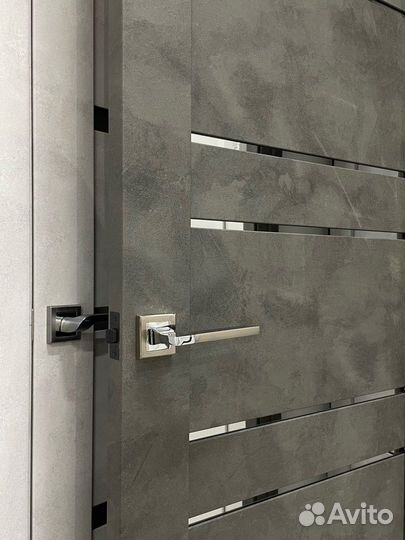 Межкомнатные двери в цвете бетон