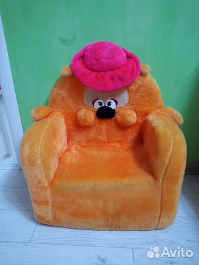 Детское мягкое маленькое кресло