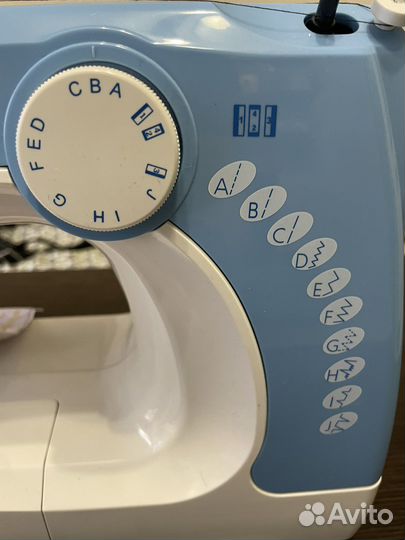 Швейная машинка comfort 15