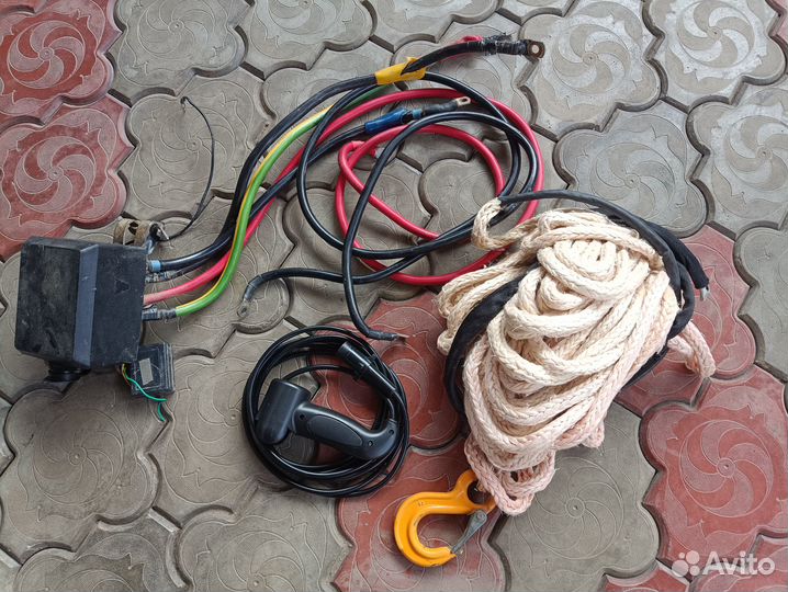 Лебедка Runva EWX 8000