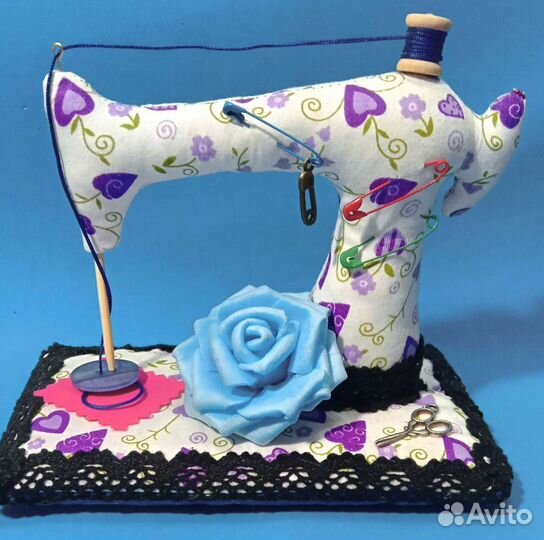 Подарок Игольница 